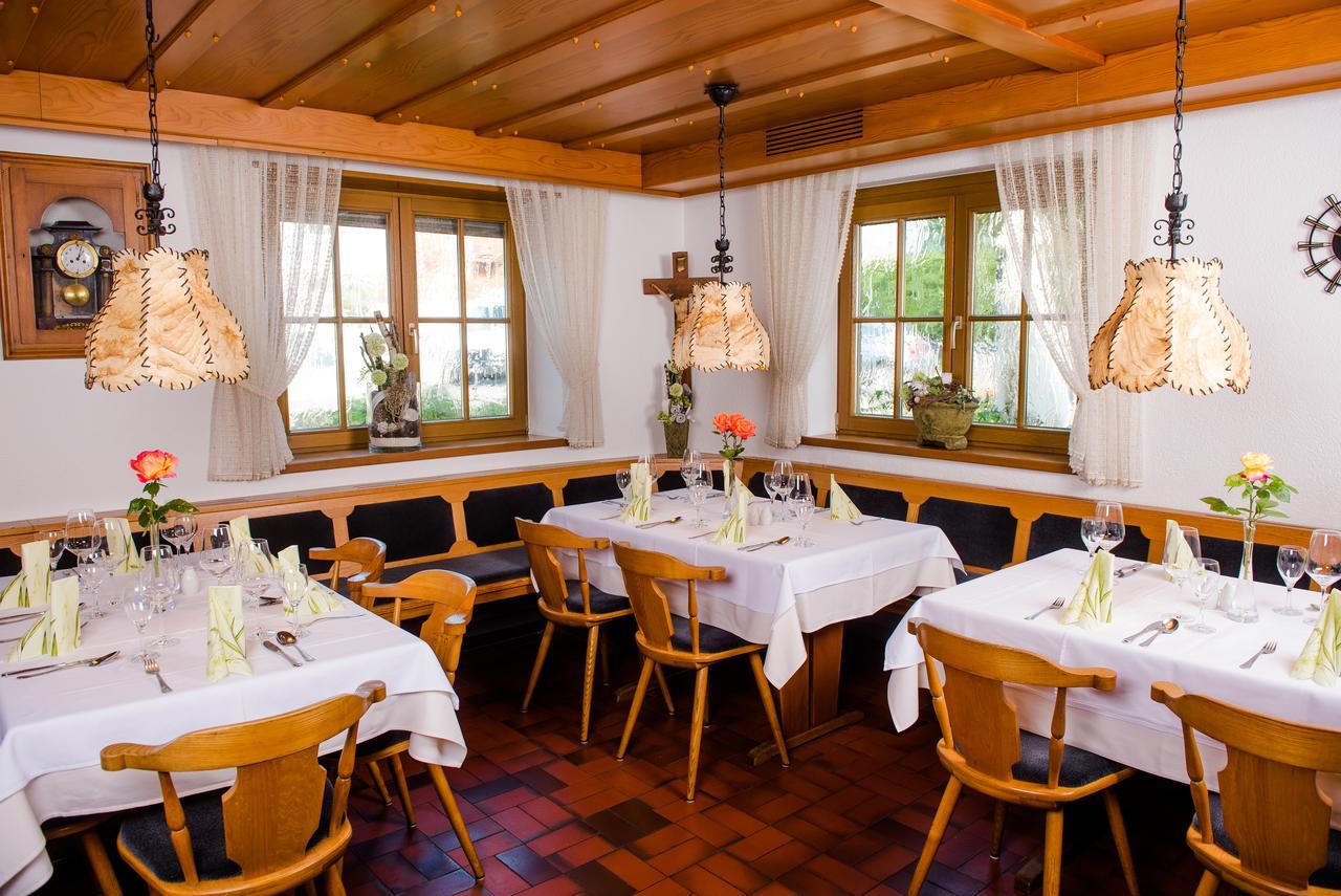 Hotel Gasthof Zum Roessle Альтенштадт Экстерьер фото